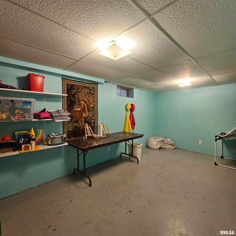 Tiny photo for 1011 Blueberry Hill Avenue, Mt Vernon, IL 62864 (MLS # EB459160)