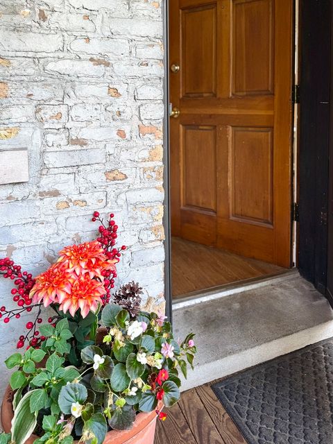 Tiny photo for 4182 N CLARENDON Avenue #1S, Chicago, IL 60613 (MLS # 12456240)