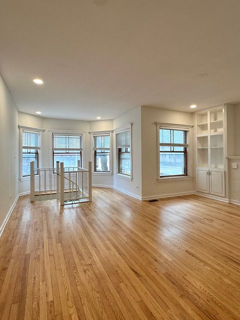 Tiny photo for 4182 N CLARENDON Avenue #1S, Chicago, IL 60613 (MLS # 12456240)