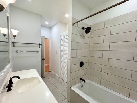 Tiny photo for 4182 N CLARENDON Avenue #1S, Chicago, IL 60613 (MLS # 12456240)
