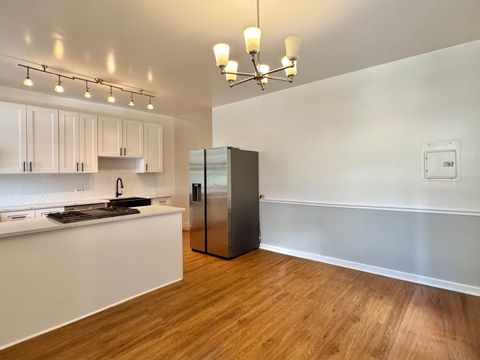 Tiny photo for 4182 N CLARENDON Avenue #1S, Chicago, IL 60613 (MLS # 12456240)