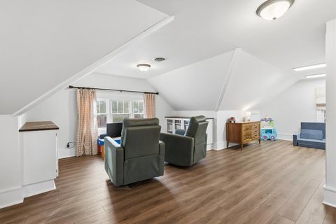 Tiny photo for 410 Rusholme Street E, Davenport, IA 52803 (MLS # 12555783)