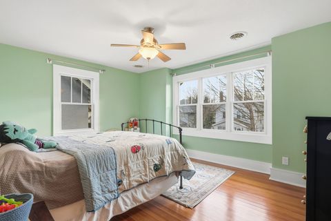 Tiny photo for 410 Rusholme Street E, Davenport, IA 52803 (MLS # 12555783)