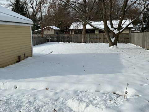 Tiny photo for 500 S Edgewood Avenue, Lombard, IL 60148 (MLS # 12532412)
