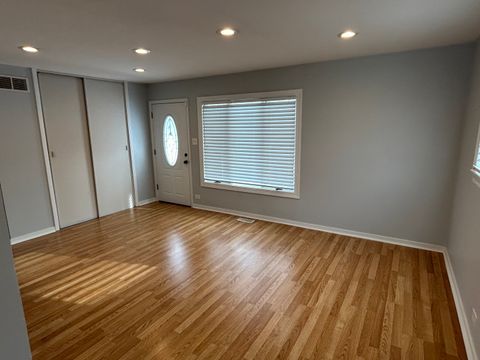 Tiny photo for 500 S Edgewood Avenue, Lombard, IL 60148 (MLS # 12532412)