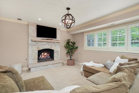 Tiny photo for 80 Geneva Court, Inverness, IL 60010 (MLS # 12479197)