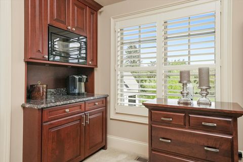 Tiny photo for 80 Geneva Court, Inverness, IL 60010 (MLS # 12479197)