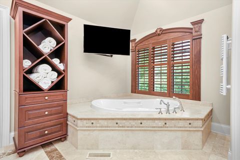 Tiny photo for 80 Geneva Court, Inverness, IL 60010 (MLS # 12479197)