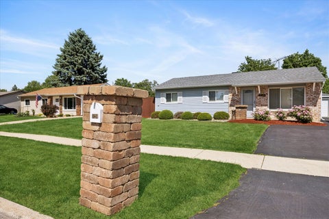 Tiny photo for 120 Olympic Drive, Bolingbrook, IL 60440 (MLS # 12648500)