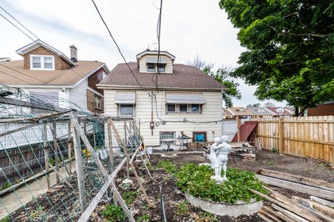 Tiny photo for 2559 N Parkside Avenue, Chicago, IL 60639 (MLS # 12676024)