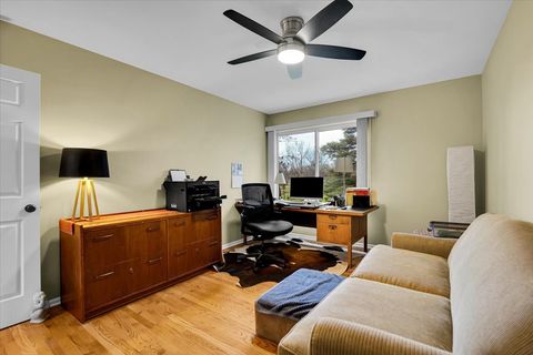 Tiny photo for 196 Shoreline Road, Lake Barrington, IL 60010 (MLS # 12591061)