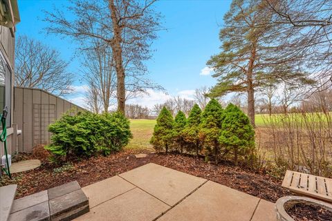 Tiny photo for 196 Shoreline Road, Lake Barrington, IL 60010 (MLS # 12591061)