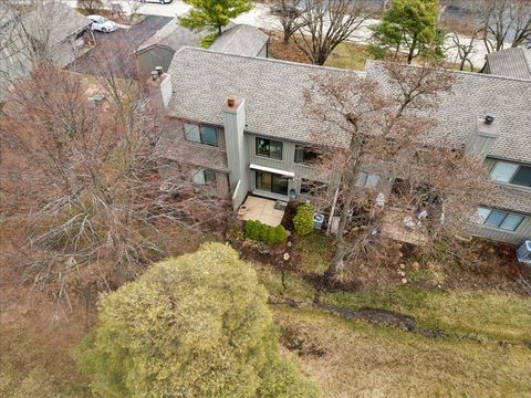 Tiny photo for 196 Shoreline Road, Lake Barrington, IL 60010 (MLS # 12591061)