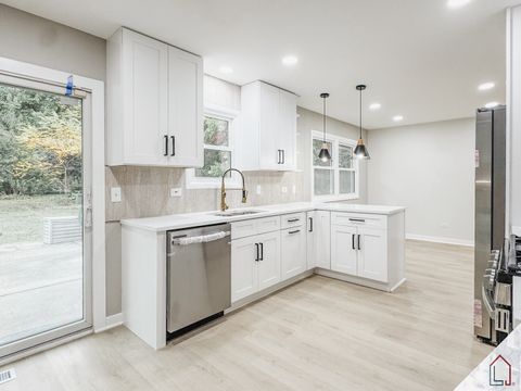 Tiny photo for 23036 Lakeshore Drive, Richton Park, IL 60471 (MLS # 12503104)