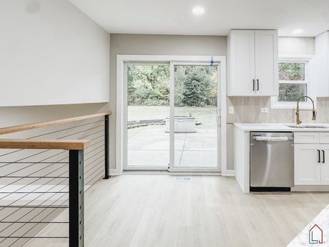 Tiny photo for 23036 Lakeshore Drive, Richton Park, IL 60471 (MLS # 12503104)