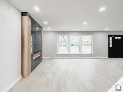 Tiny photo for 23036 Lakeshore Drive, Richton Park, IL 60471 (MLS # 12503104)