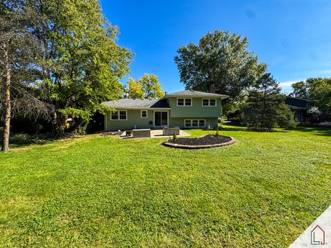 Tiny photo for 23036 Lakeshore Drive, Richton Park, IL 60471 (MLS # 12503104)