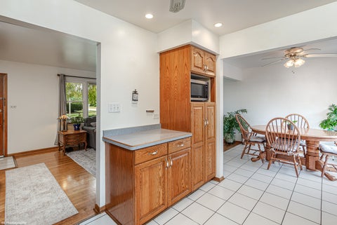 Tiny photo for 5443 W 83 Place, Burbank, IL 60459 (MLS # 12761929)