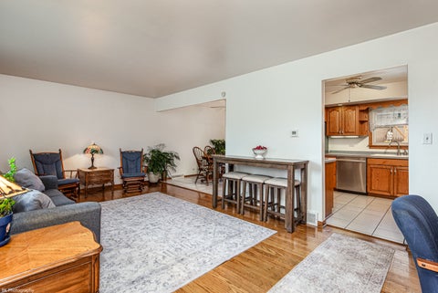 Tiny photo for 5443 W 83 Place, Burbank, IL 60459 (MLS # 12761929)