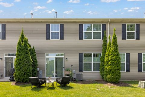 Tiny photo for 1580 Wind Energy Pass, Batavia, IL 60510 (MLS # 12394638)