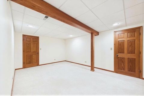 Tiny photo for 805 Furlong Drive, Libertyville, IL 60048 (MLS # 12589941)