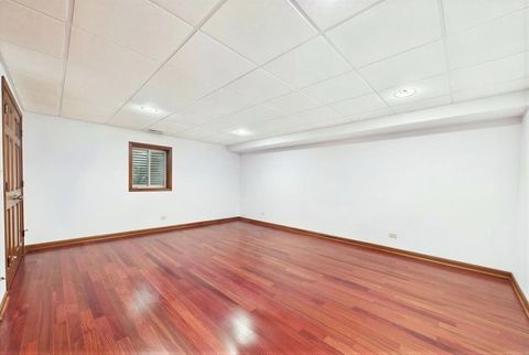 Tiny photo for 805 Furlong Drive, Libertyville, IL 60048 (MLS # 12589941)