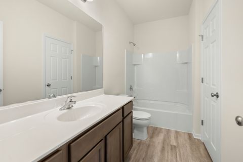 Tiny photo for 206 Cress Creek Trail, Poplar Grove, IL 61065 (MLS # 12445609)