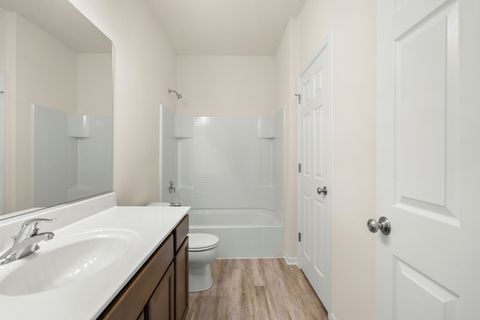 Tiny photo for 206 Cress Creek Trail, Poplar Grove, IL 61065 (MLS # 12445609)