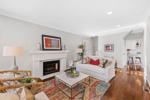 Tiny photo for 2118 Jackson Avenue, Evanston, IL 60201 (MLS # 12470030)