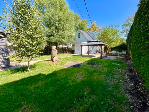 Tiny photo for 2118 Jackson Avenue, Evanston, IL 60201 (MLS # 12470030)