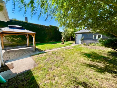 Tiny photo for 2118 Jackson Avenue, Evanston, IL 60201 (MLS # 12470030)