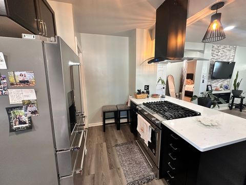 Tiny photo for 131 N KENDALL Street, Aurora, IL 60505 (MLS # 12499082)