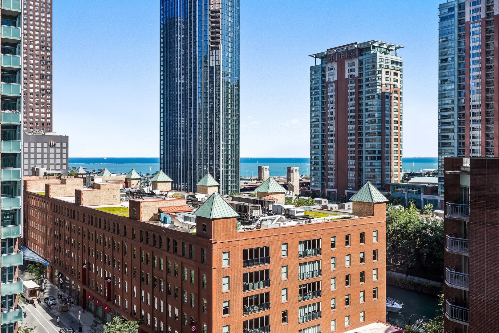512 N Mcclurg Court 507