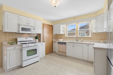 Tiny photo for 7661 N Neva Avenue, Niles, IL 60714 (MLS # 12613731)