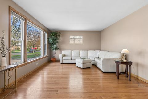 Tiny photo for 7661 N Neva Avenue, Niles, IL 60714 (MLS # 12613731)