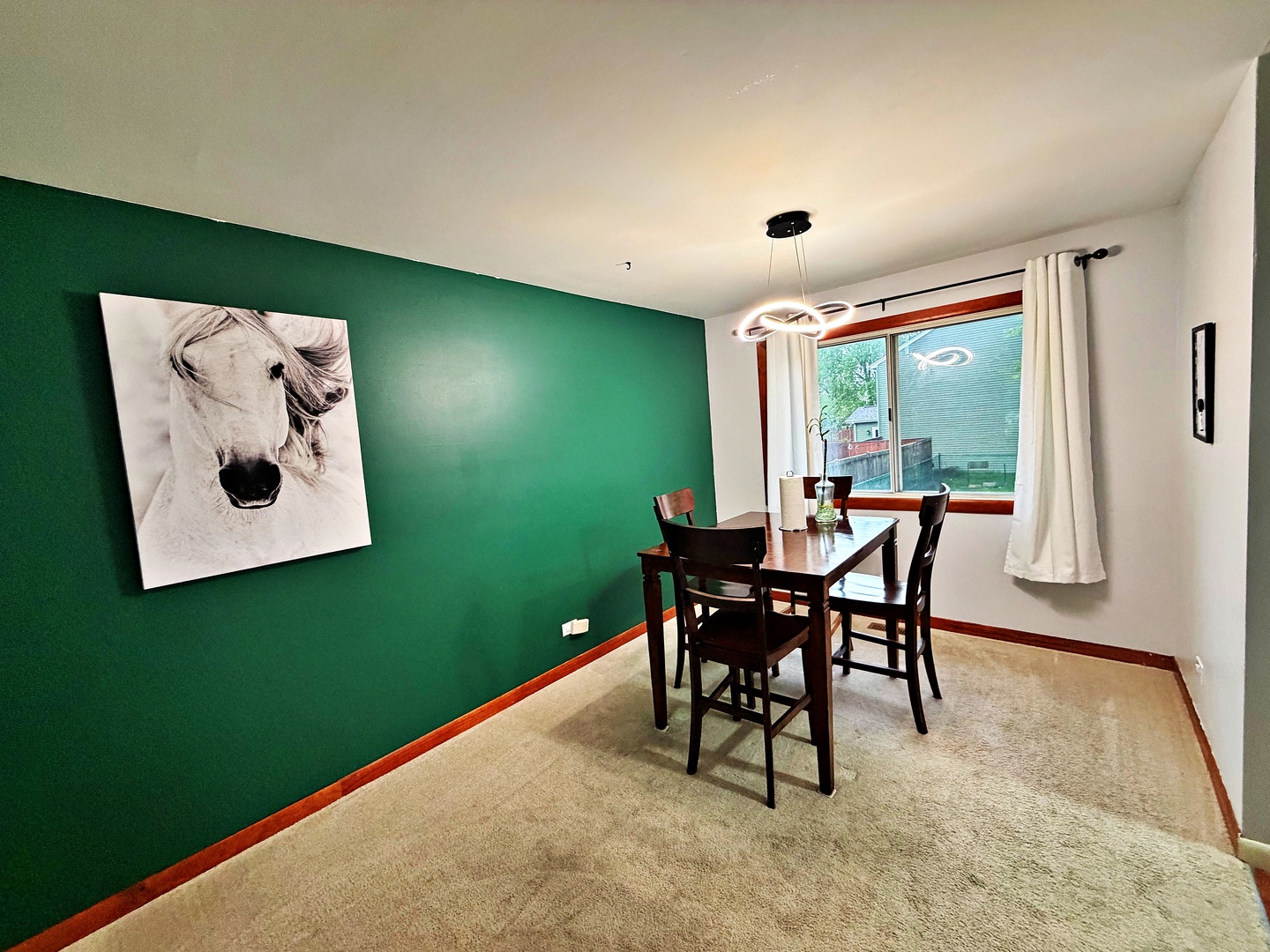 800 W Beechtree Lane