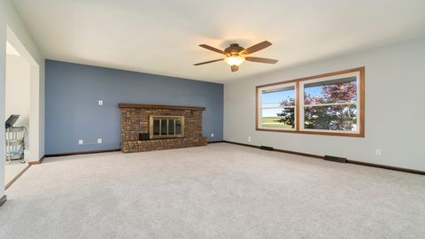 Single Family Residence in Rockford IL 1243 Bell School Road 3.jpg