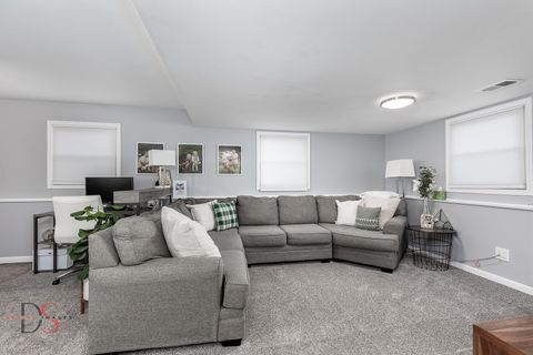 Tiny photo for 2704 Cherie Lane, Ottawa, IL 61350 (MLS # 12572771)