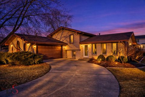 Photo of 2704 Cherie Lane, Ottawa, IL 61350 (MLS # 12572771)