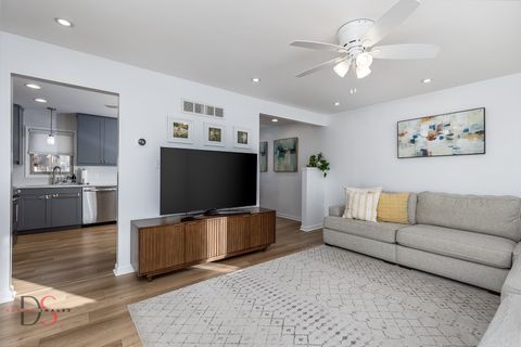 Tiny photo for 2704 Cherie Lane, Ottawa, IL 61350 (MLS # 12572771)