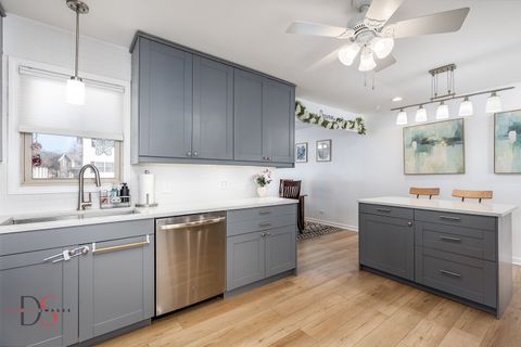 Tiny photo for 2704 Cherie Lane, Ottawa, IL 61350 (MLS # 12572771)