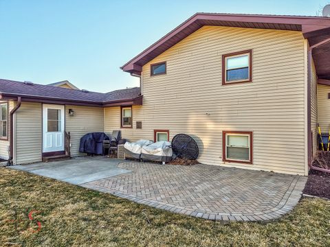 Tiny photo for 2704 Cherie Lane, Ottawa, IL 61350 (MLS # 12572771)