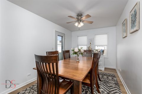 Tiny photo for 2704 Cherie Lane, Ottawa, IL 61350 (MLS # 12572771)