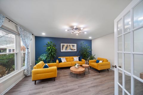 Tiny photo for Mundelein, IL 60060 (MLS # 12574645)