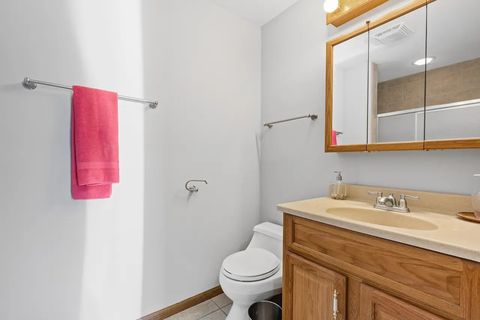 Tiny photo for Mundelein, IL 60060 (MLS # 12574645)