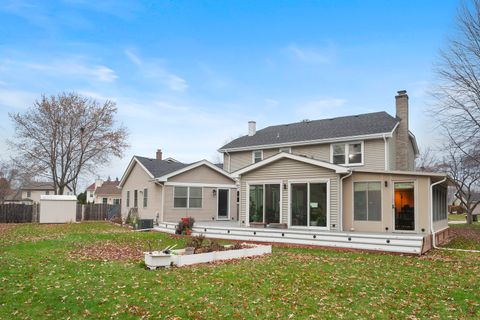 Tiny photo for Mundelein, IL 60060 (MLS # 12574645)