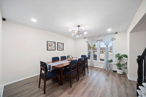 Tiny photo for Mundelein, IL 60060 (MLS # 12574645)