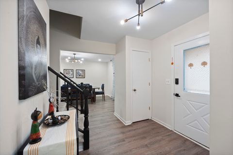 Tiny photo for Mundelein, IL 60060 (MLS # 12574645)