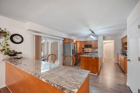 Tiny photo for Mundelein, IL 60060 (MLS # 12574645)