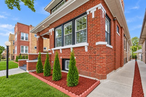 Tiny photo for 7649 S Luella Avenue, Chicago, IL 60649 (MLS # 12772880)